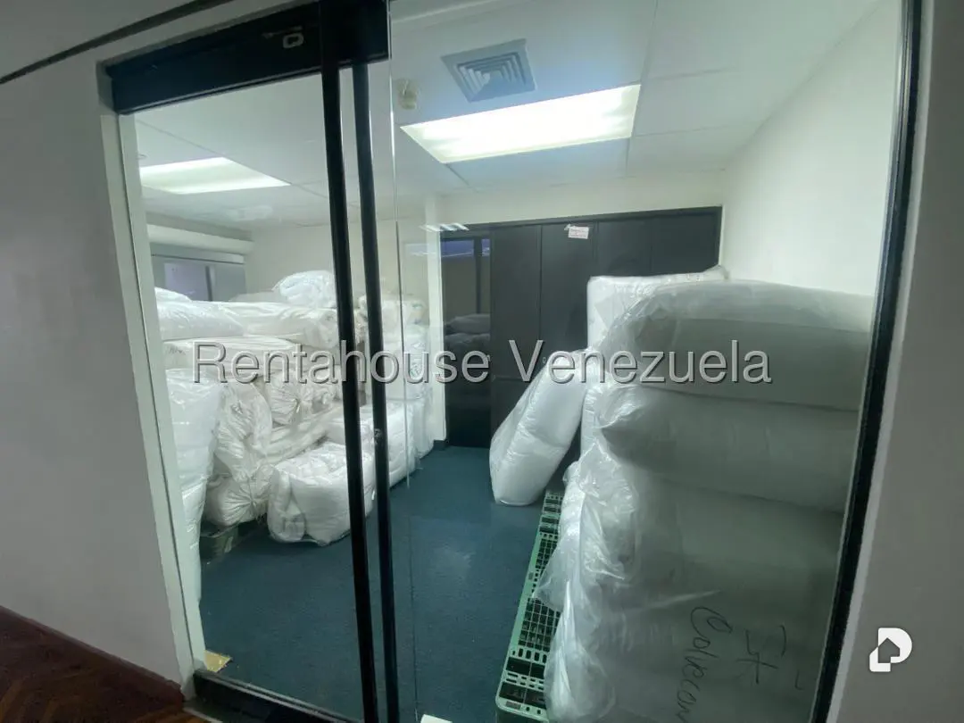 Oficina en La Urbina, Caracas