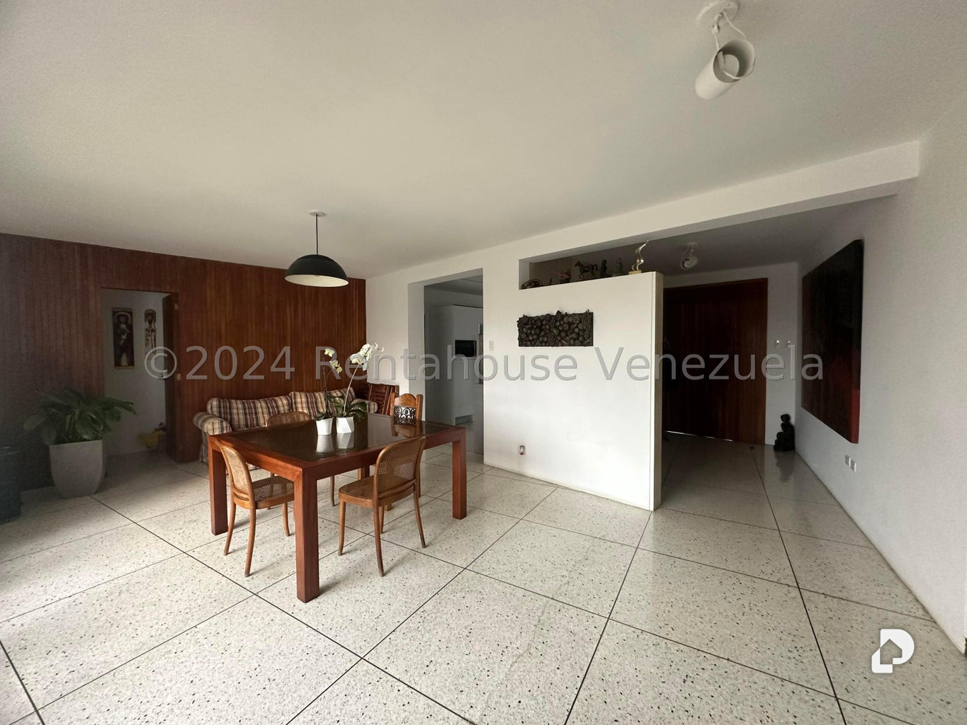 Casa en Colinas de Bello Monte, Caracas – 24