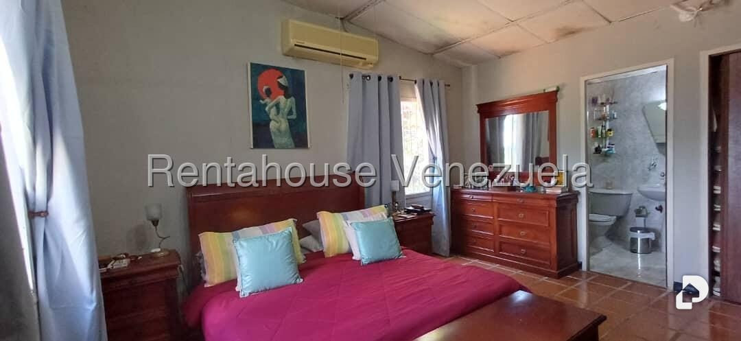 Casa en Caicaguana, Caracas – 16