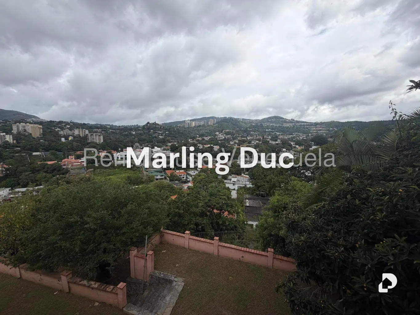 House in Prados del Este, Caracas – 12