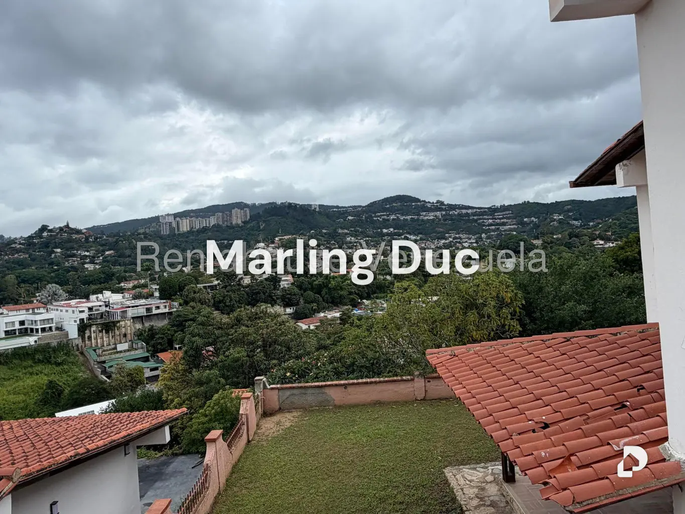 House in Prados del Este, Caracas – 26
