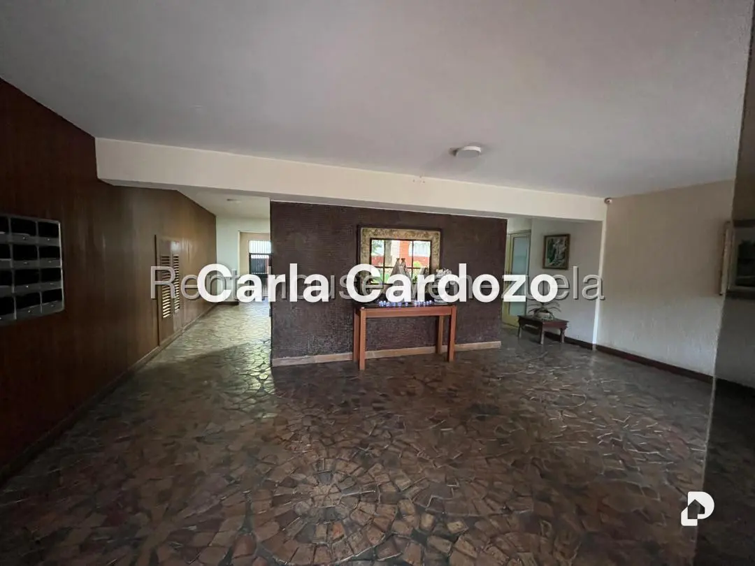 Apartamento en La Boyera, Caracas – 2