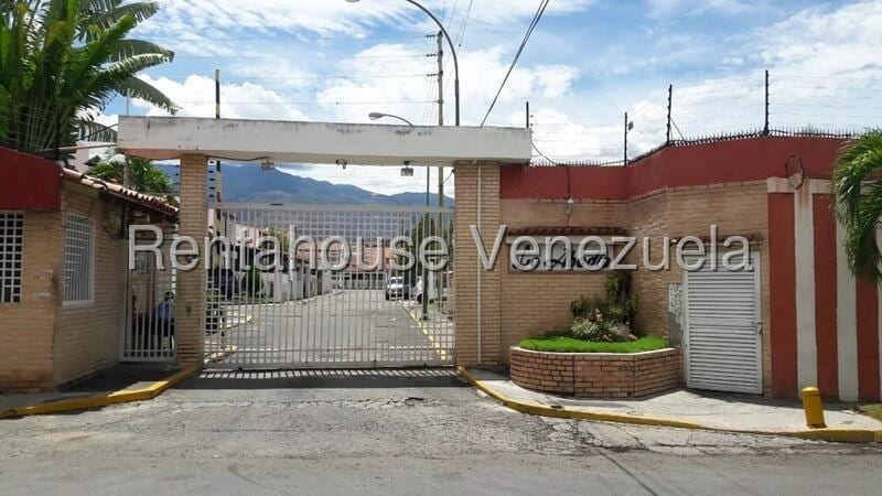 Townhouse en El Castillejo, Guatire - 1