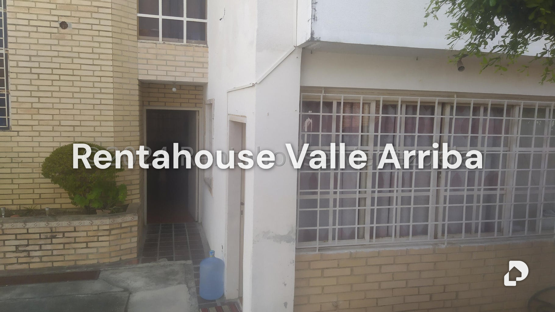 Townhouse en El Castillejo, Guatire – 2