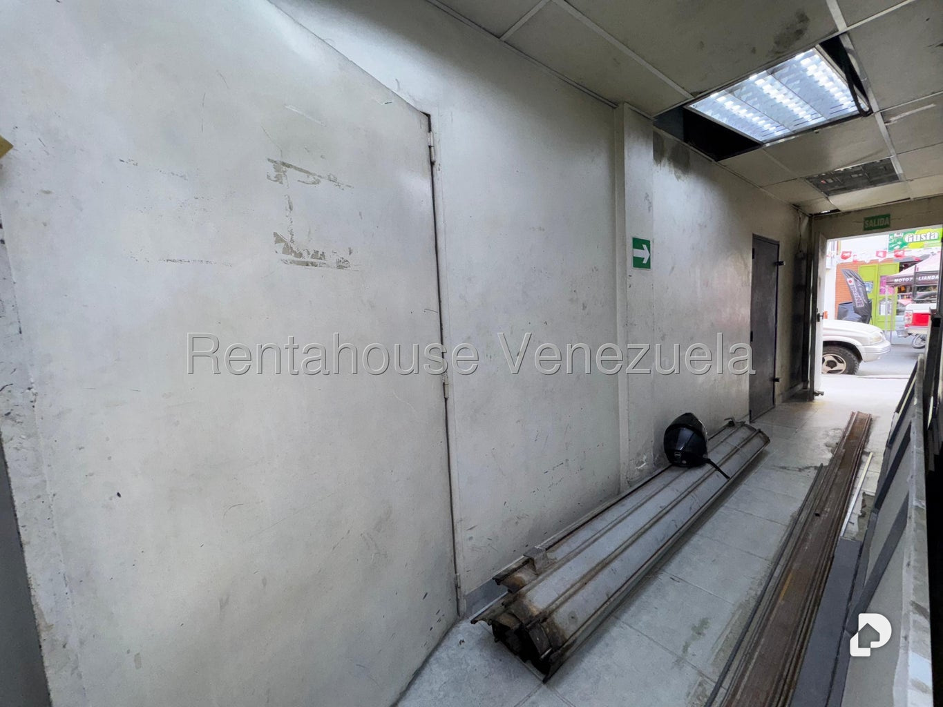 Local comercial en Catia, Caracas – 15