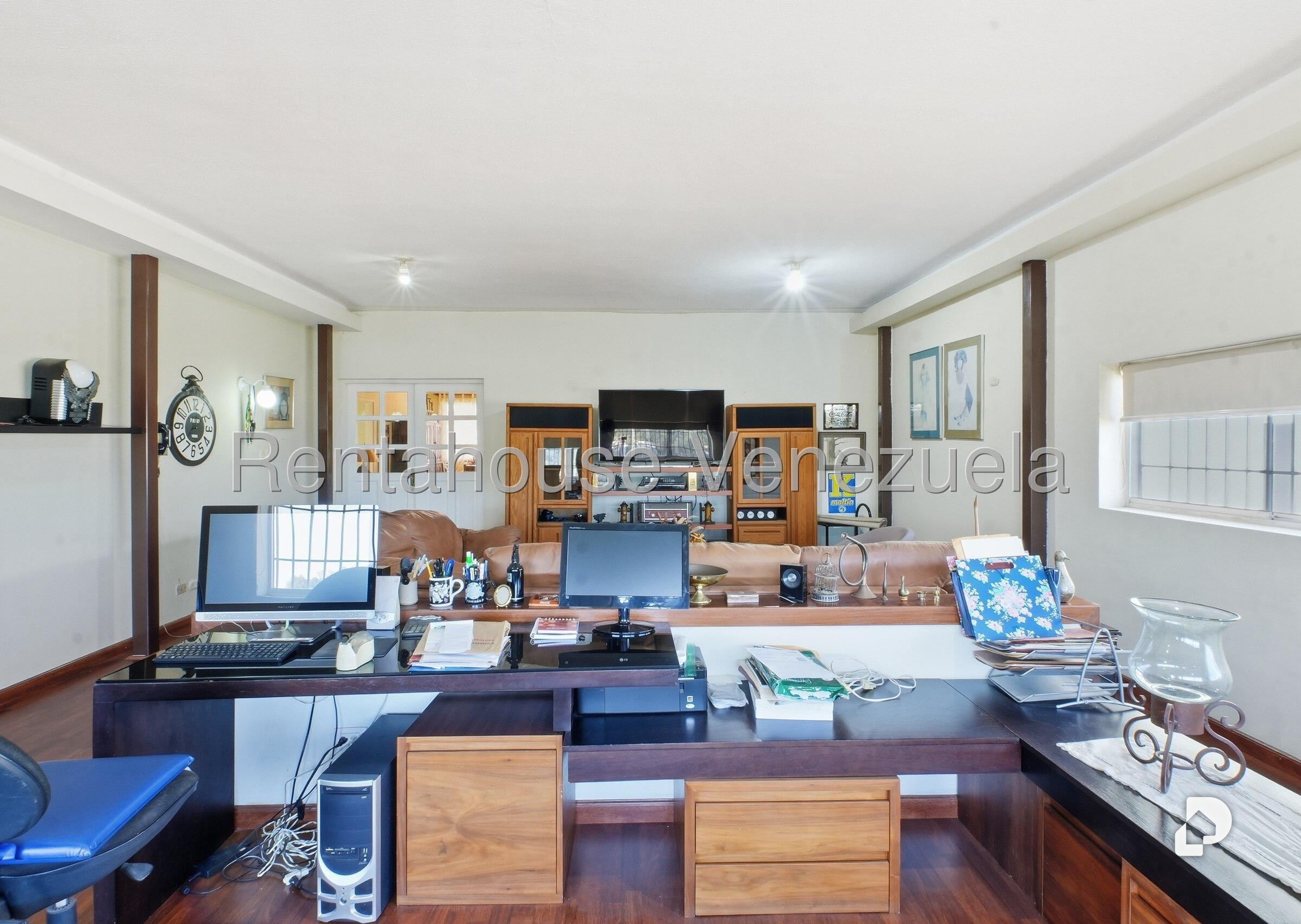 Casa en Los Naranjos (del Cafetal), Caracas – 23