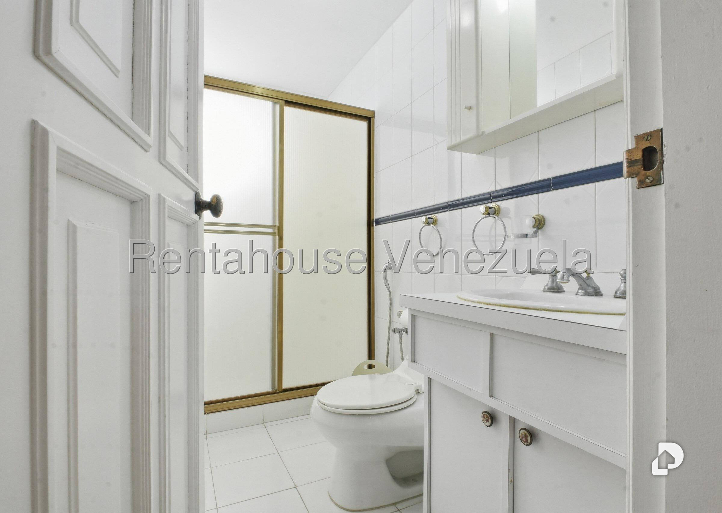 Casa en Los Naranjos (del Cafetal), Caracas – 27