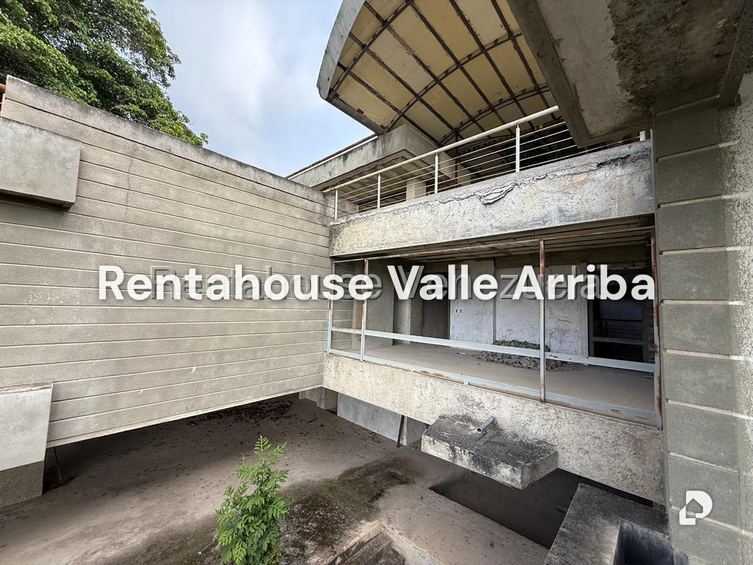 Casa en Alto Hatillo, Caracas – 18
