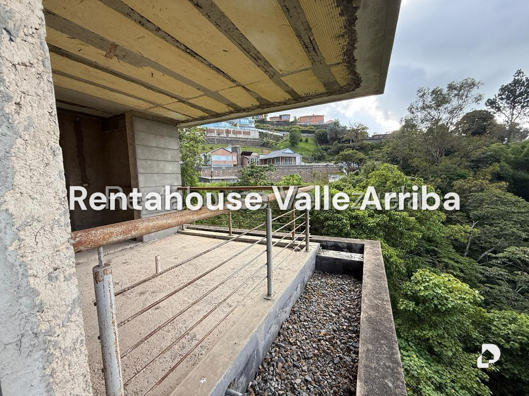 Casa en Alto Hatillo, Caracas – 21