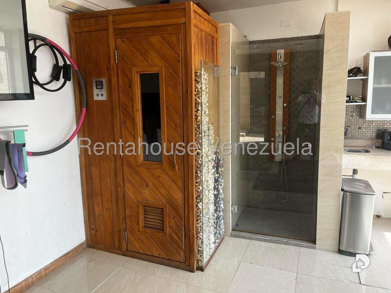 Casa en Macaracuay, Caracas – 26