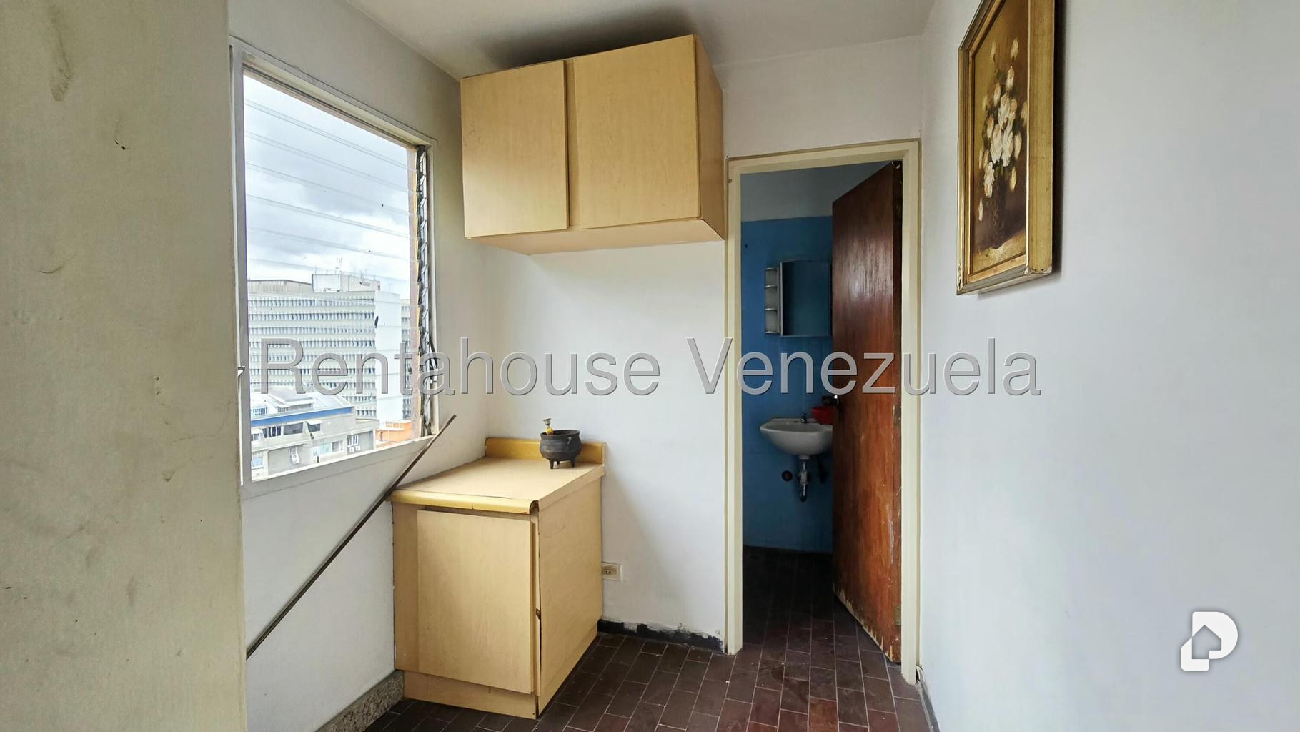 Apartamento en Los Palos Grandes, Caracas – 13