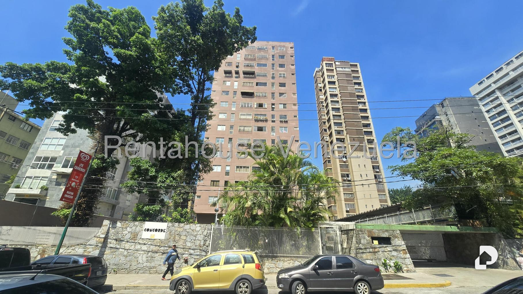 Apartamento en Los Palos Grandes, Caracas – 1