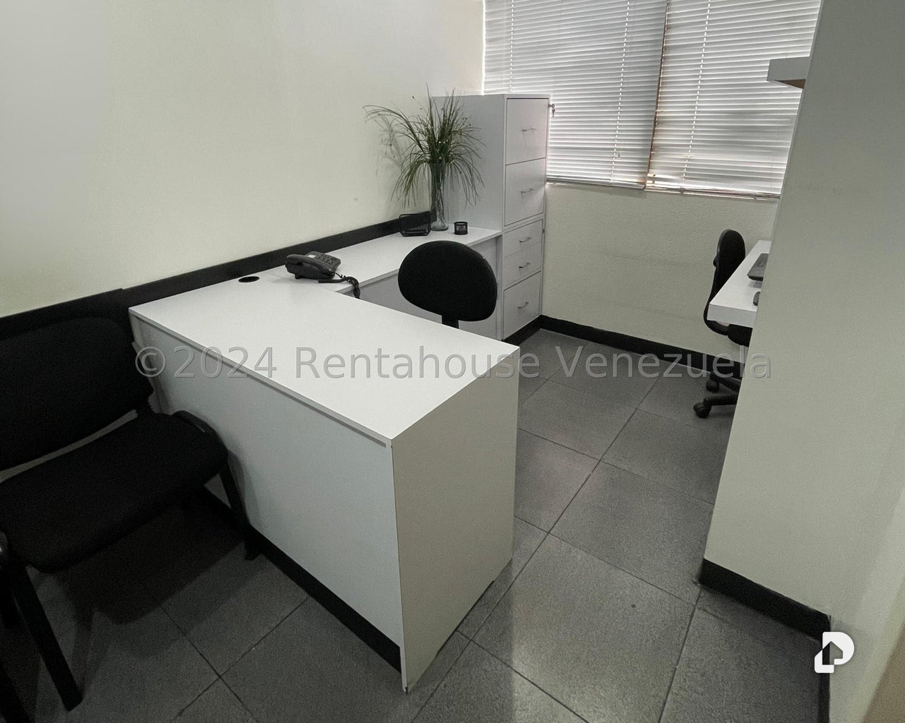 Oficina en Las Delicias de Sabana Grande, Caracas – 2