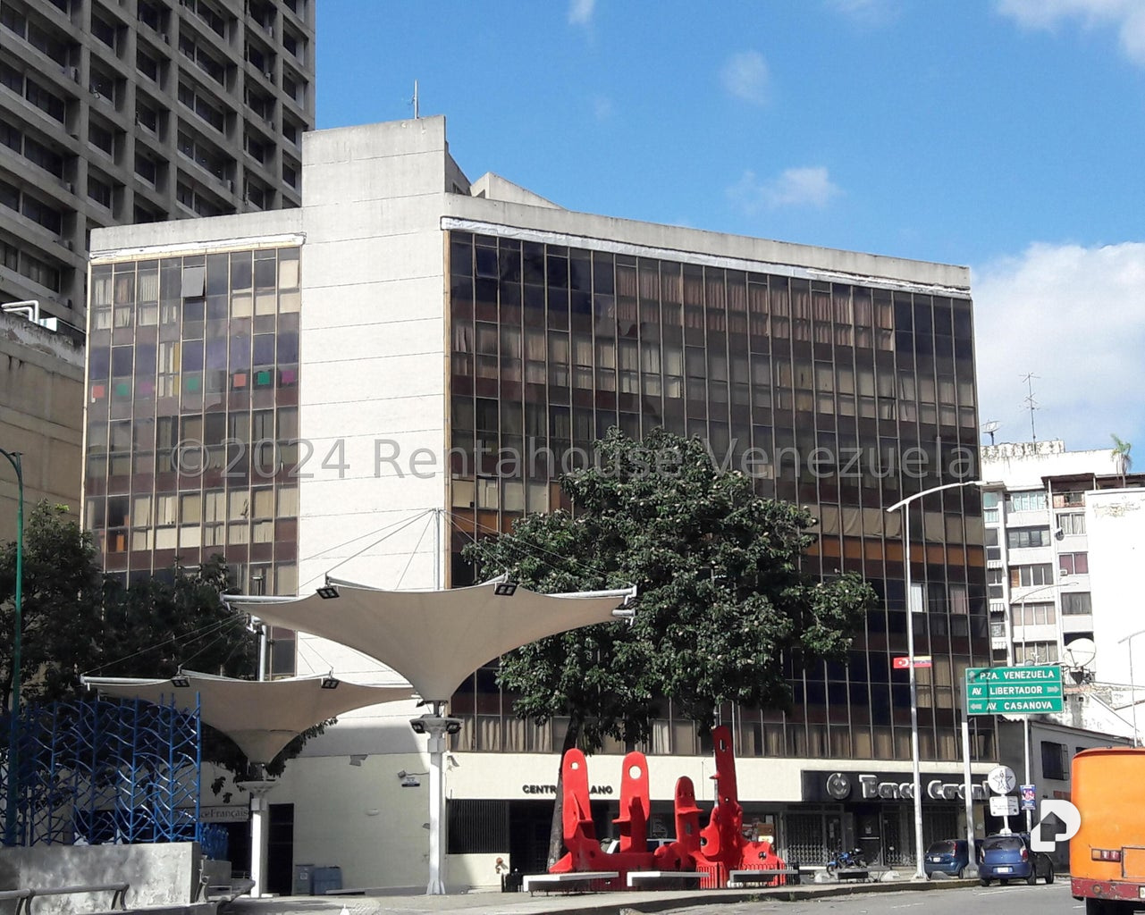 Oficina en Las Delicias de Sabana Grande, Caracas – 1