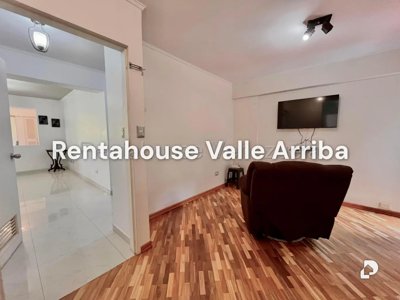 Apartamento en Los Naranjos (del Cafetal), Caracas – 28