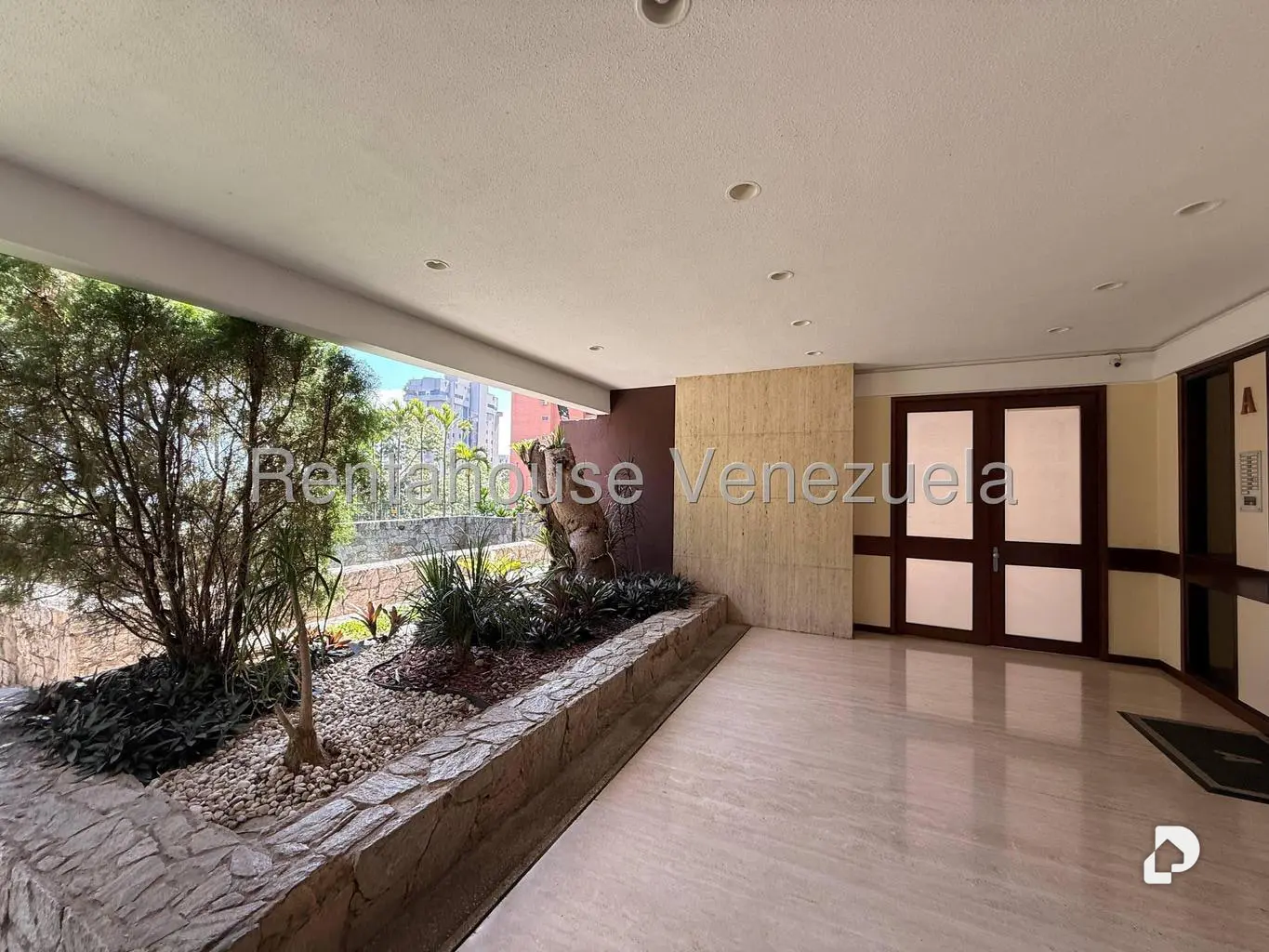 Apartment in Los Naranjos (del Cafetal), Caracas – 10