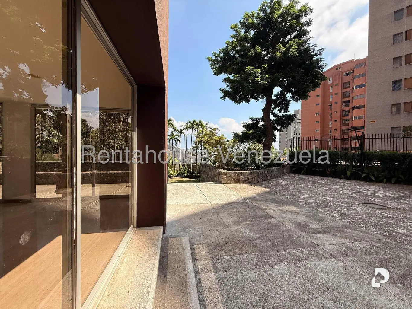 Apartment in Los Naranjos (del Cafetal), Caracas – 11