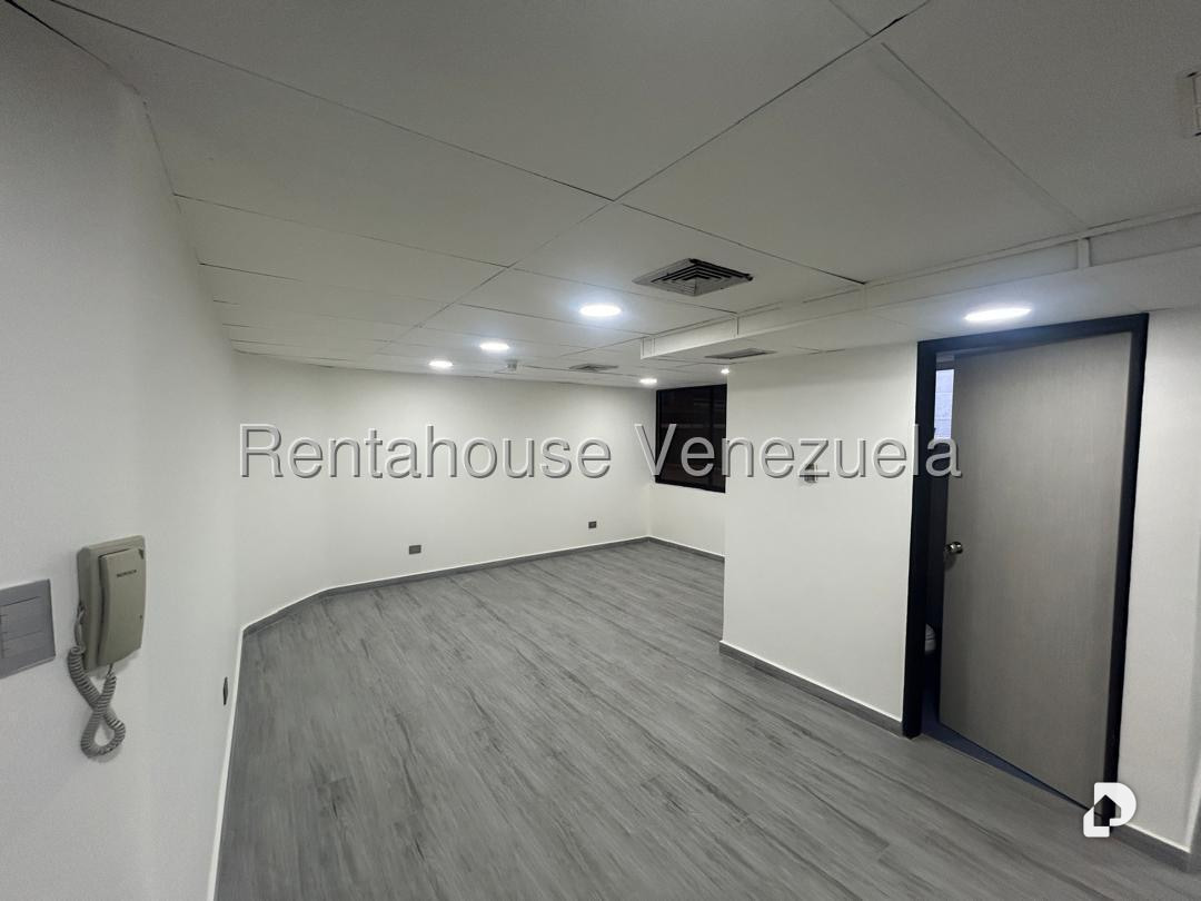 Oficina en Las Mercedes, Caracas – 2