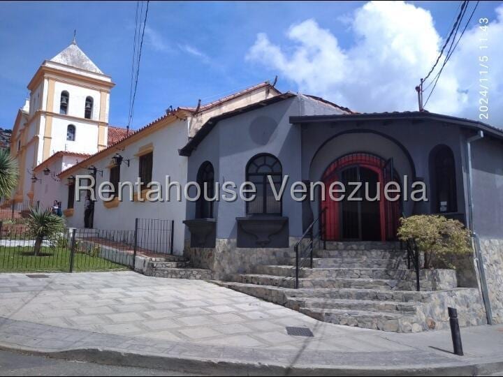 Local comercial en El Hatillo, Caracas - 1