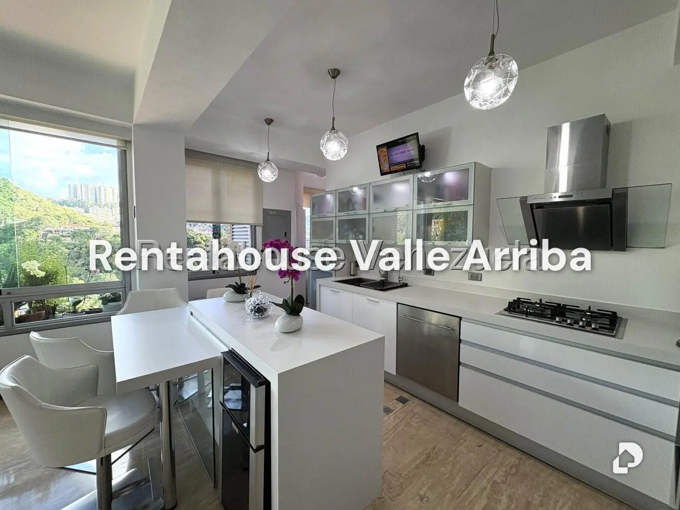 Apartamento en Las Mesetas de Santa Rosa de Lima, Caracas – 5