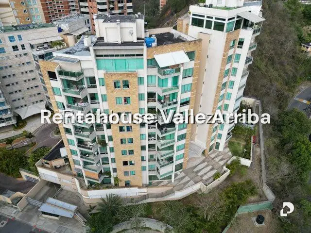 Apartamento en Las Mesetas de Santa Rosa de Lima, Caracas – 24