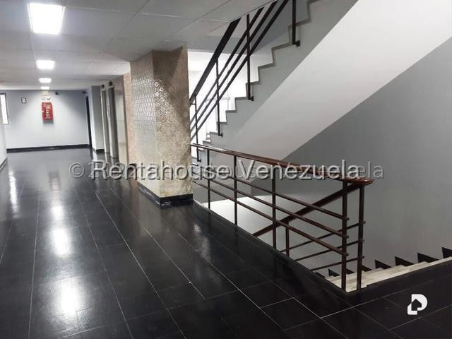 Oficina en La Castellana, Caracas – 4