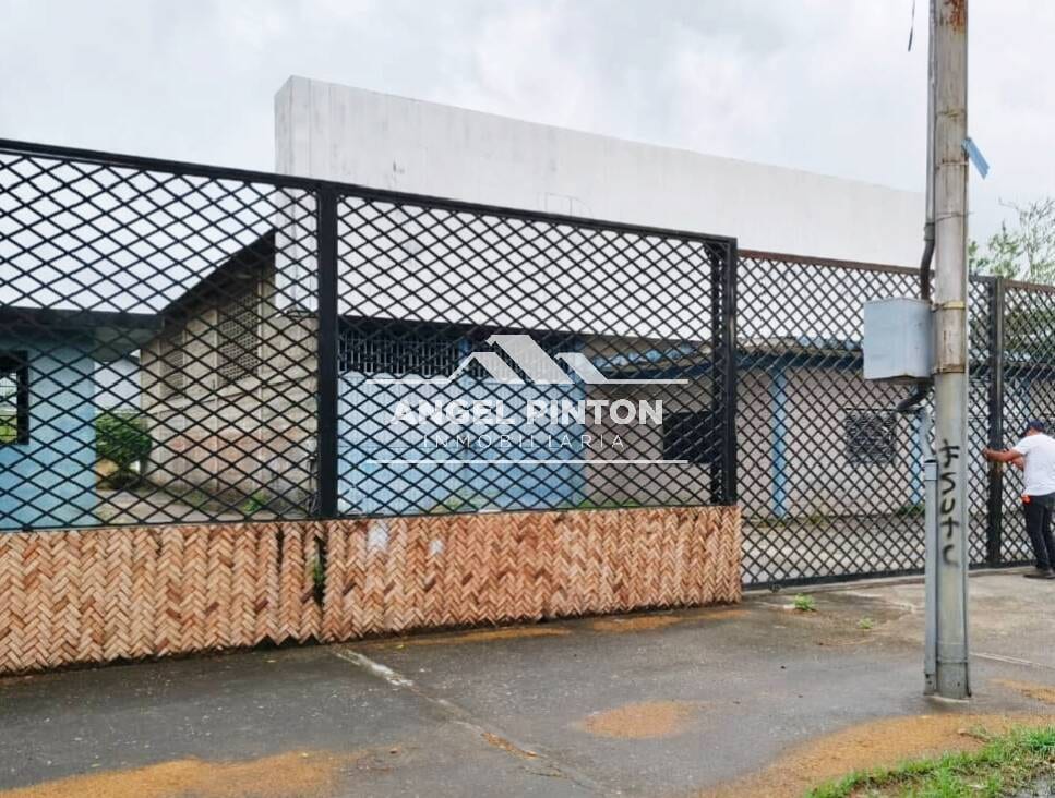 Galpón en Zona Industrial, Araure - 1