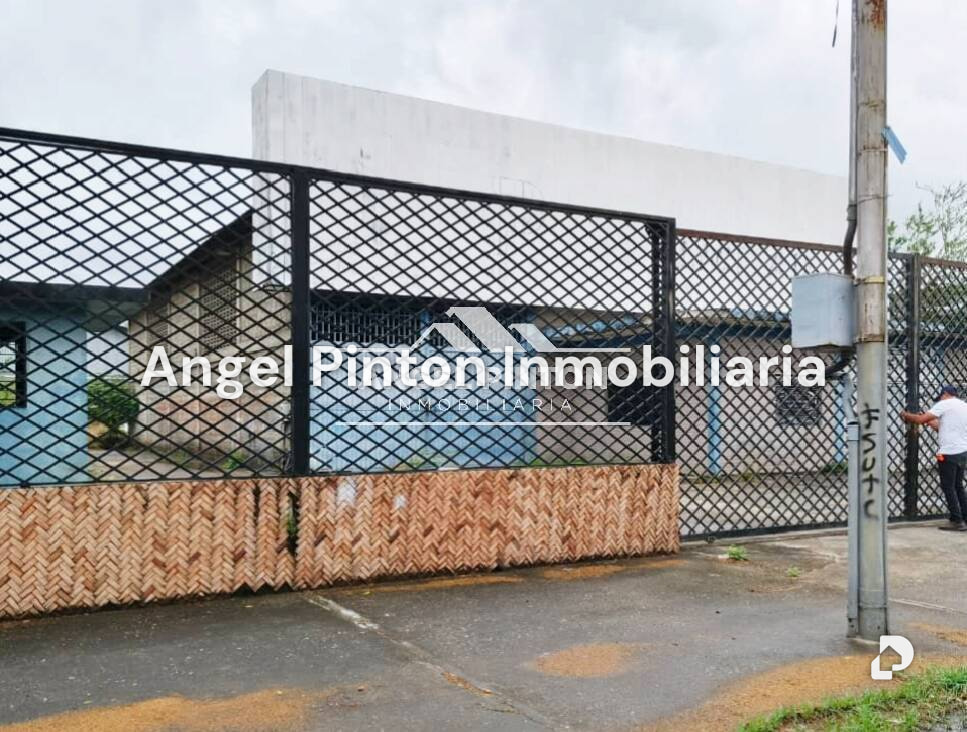 Galpón en Zona Industrial, Araure – 1