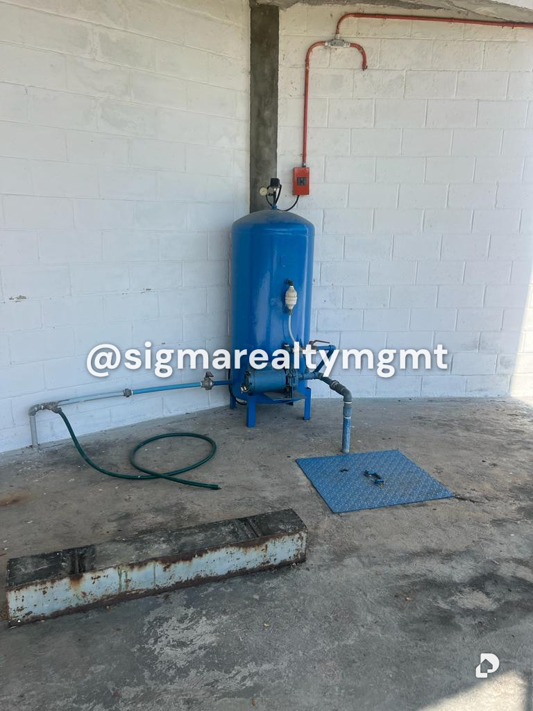 Warehouse in Parcelam. Ind. El Tigre, Guacara – 17