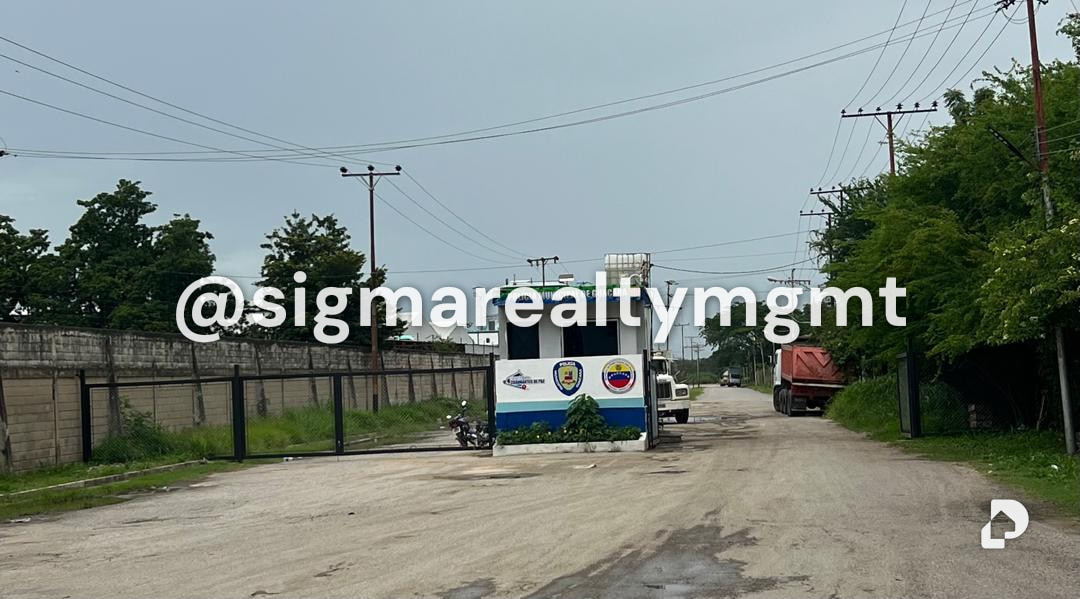 Warehouse in Parcelam. Ind. El Tigre, Guacara – 12