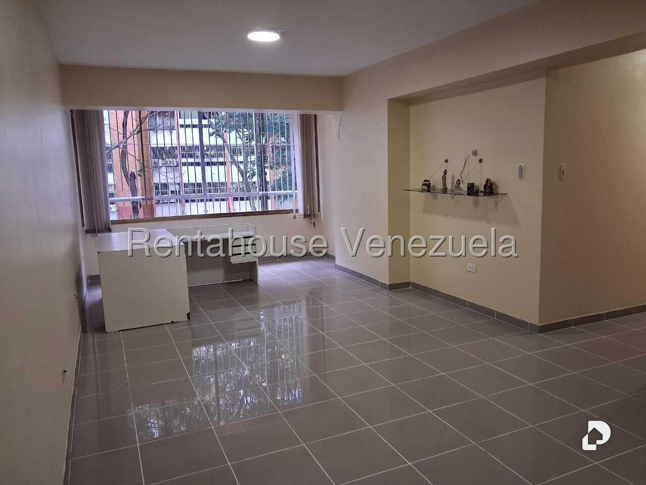 Apartamento en La Urbina, Caracas – 3