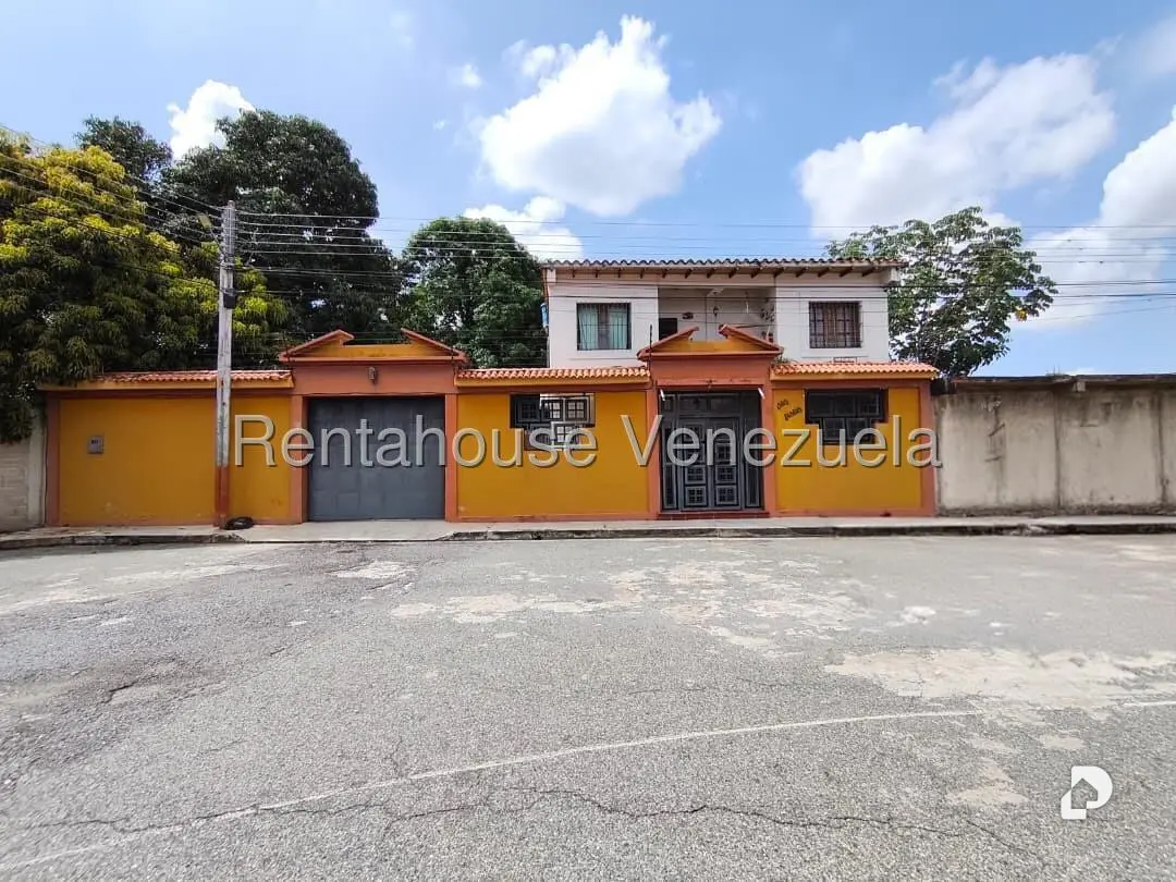 Casa en Barrio Niño Jesus, El Limón – 1