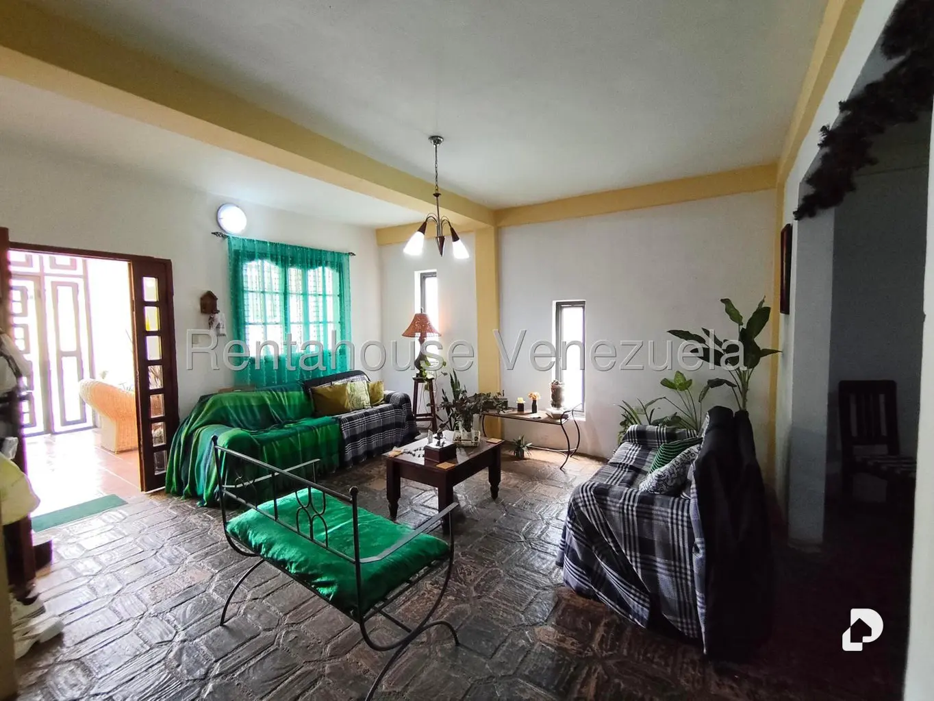 Casa en Barrio Niño Jesus, El Limón – 8