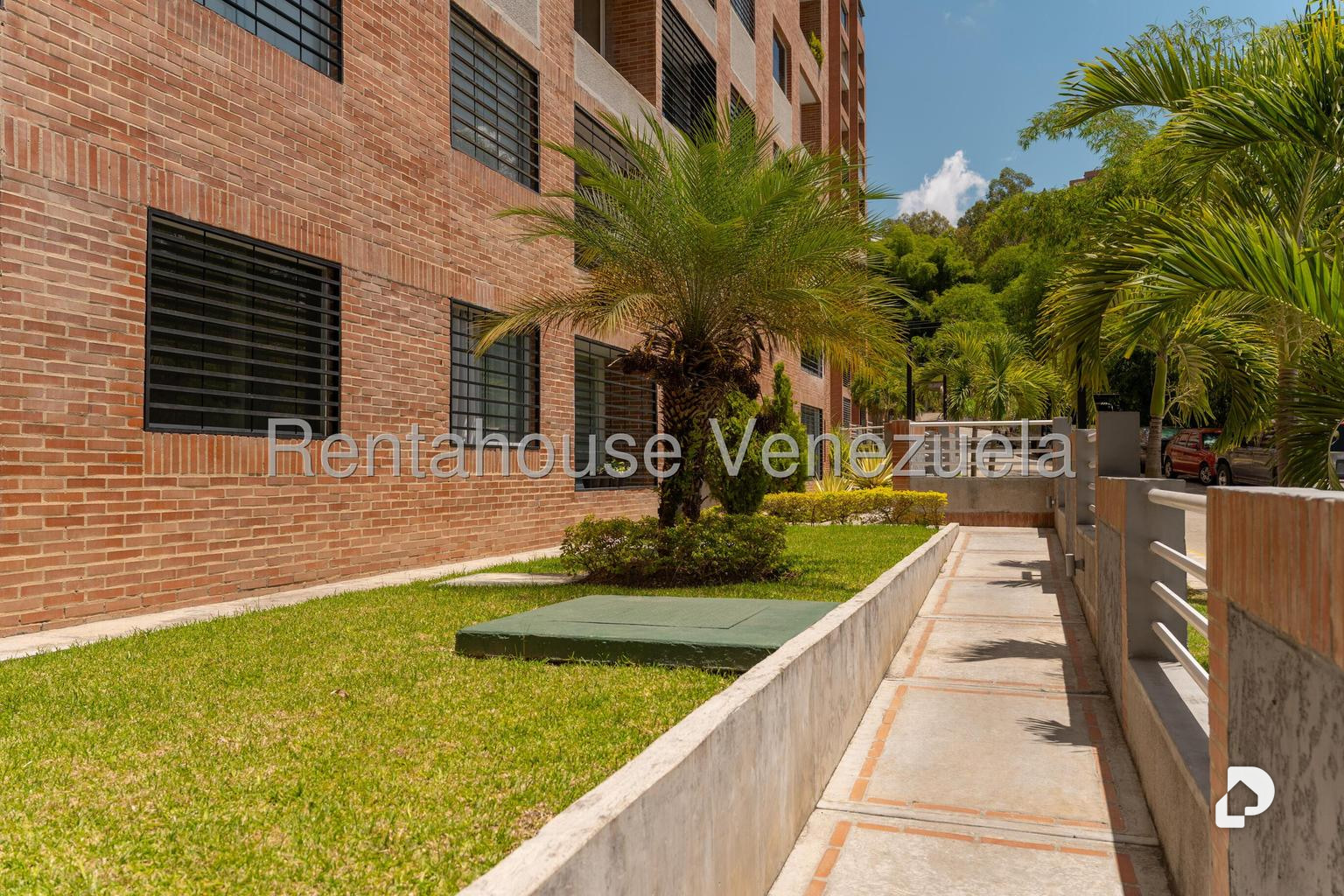 Apartamento en Colinas de La Tahona, Caracas – 2