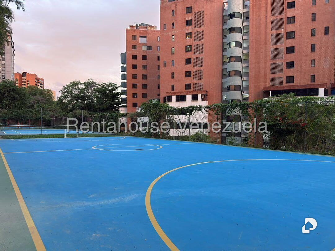 Apartamento en Santa Fe Norte, Caracas – 18