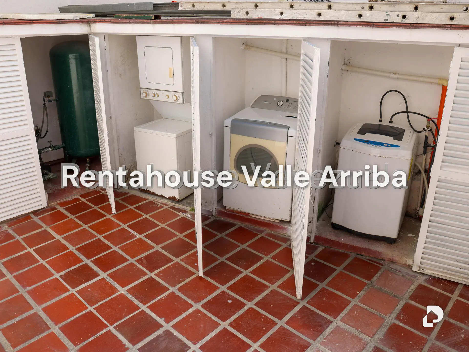 House in Los Naranjos (del Cafetal), Caracas – 33