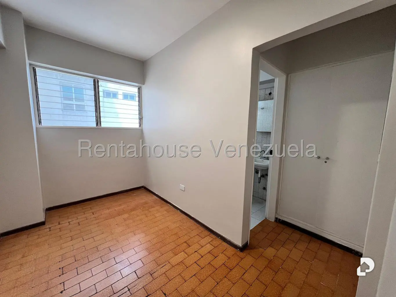 Apartamento en Campo Alegre, Caracas – 11