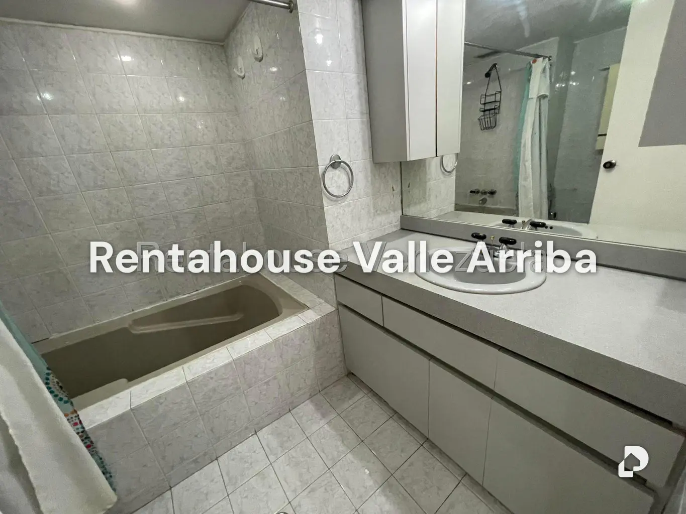 Apartamento en Terrazas del Ávila, Caracas – 11