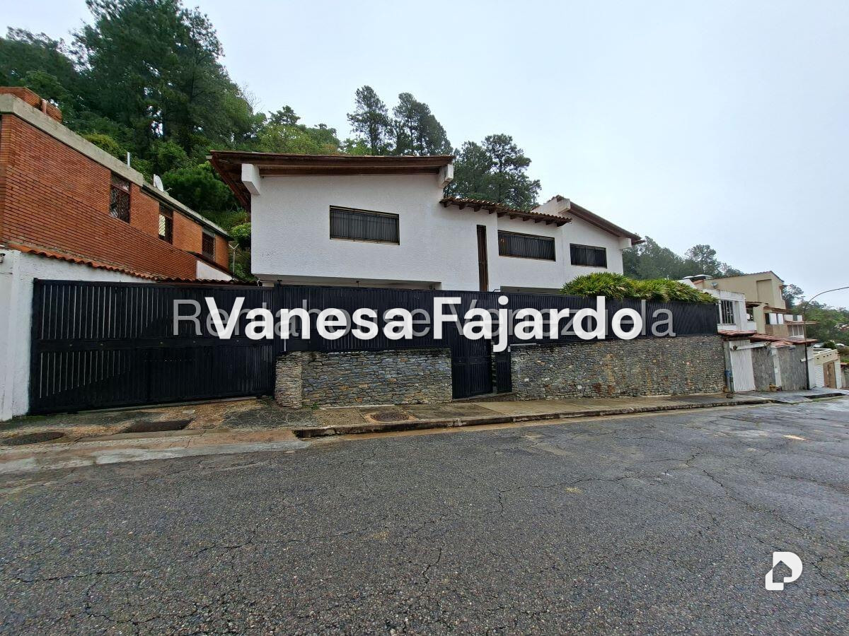 Casa en Lomas de Prados del Este, Caracas – 2