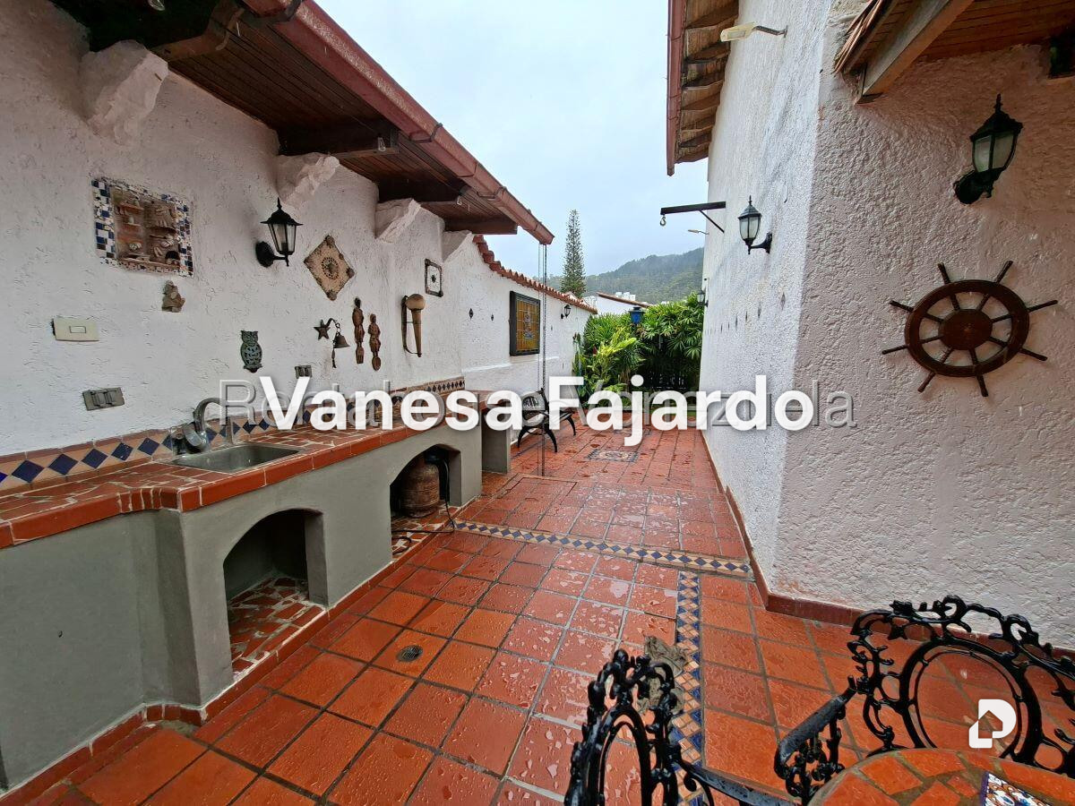 Casa en Lomas de Prados del Este, Caracas – 20