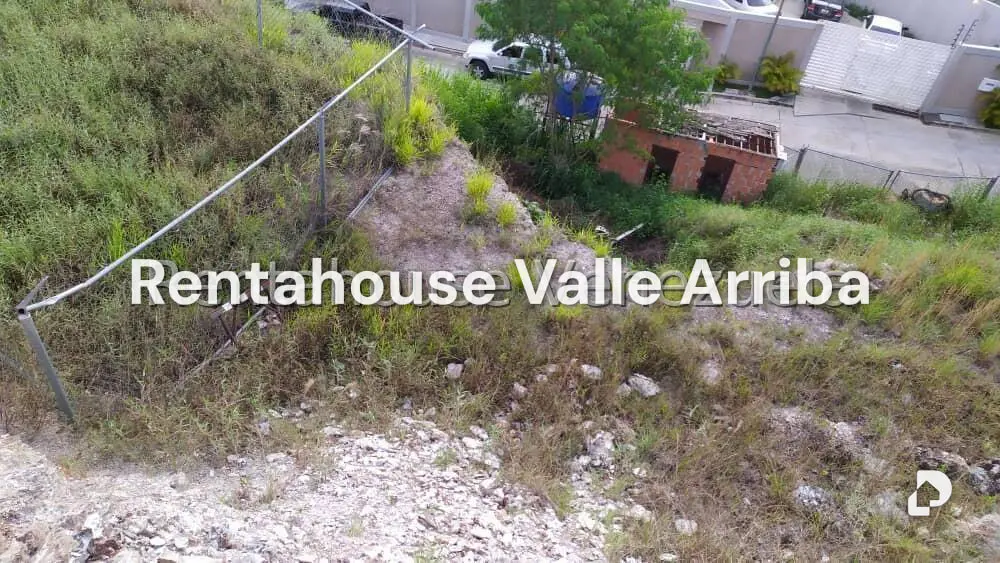 Terreno en La Tahona, Caracas – 18