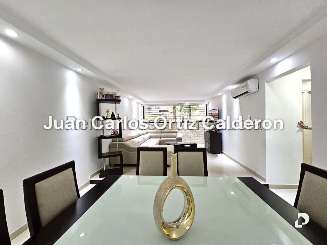 Apartamento en Colinas de La Tahona, Caracas – 3