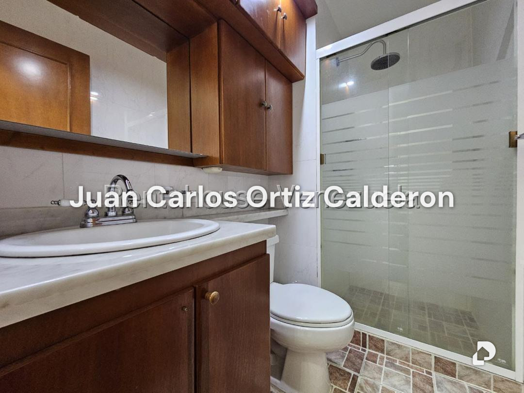 Apartamento en Colinas de La Tahona, Caracas – 12