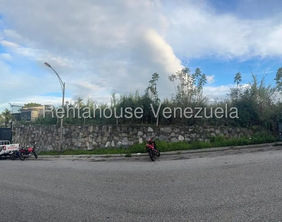 Terreno en La Lagunita Country Club, Caracas - 1