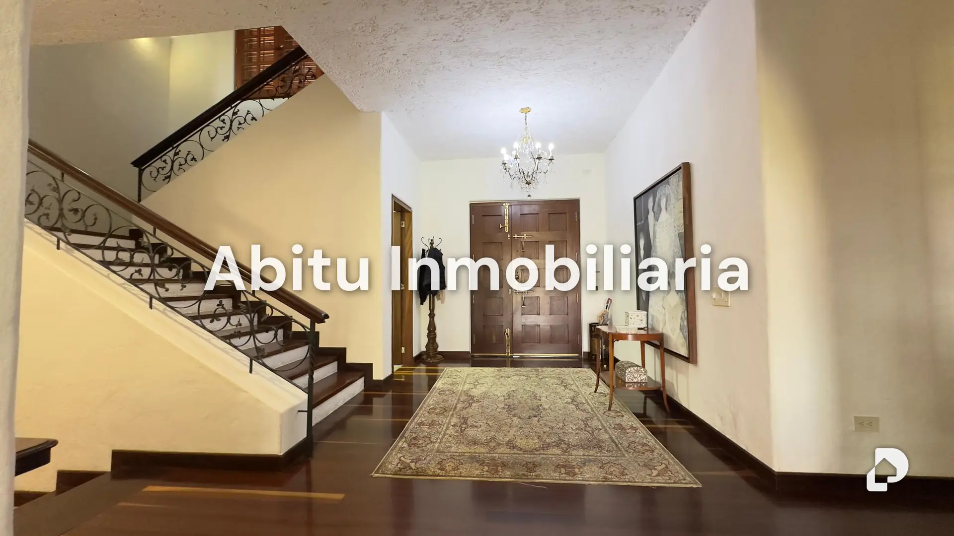 House in La Lagunita, Caracas – 4