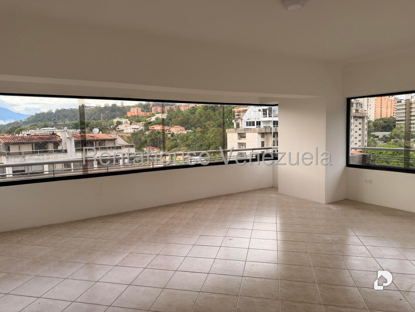 Penthouse en Las Esmeraldas, Caracas – 4