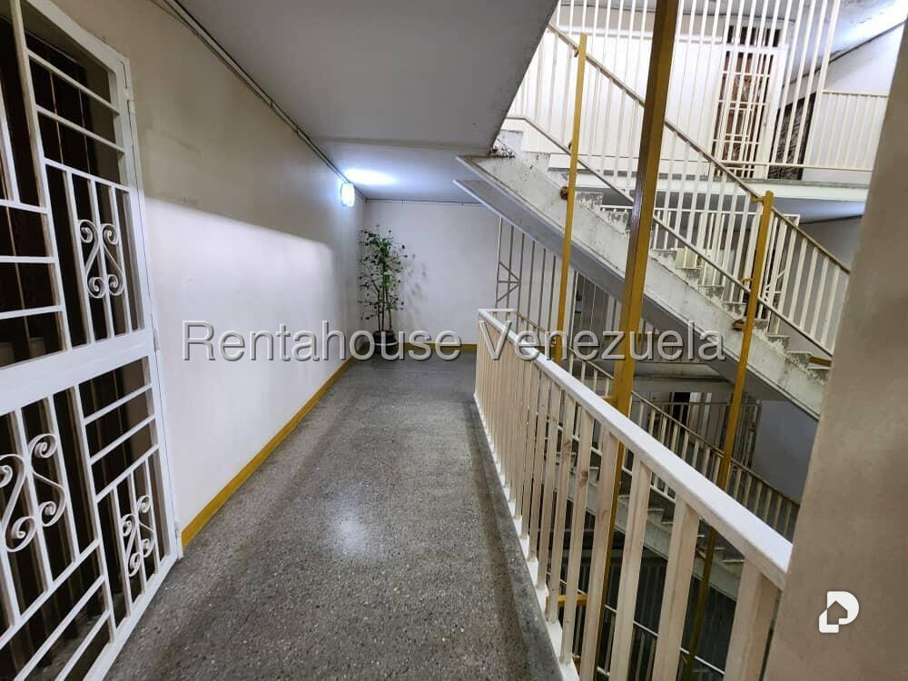 Apartamento en Caricuao, Caracas – 26