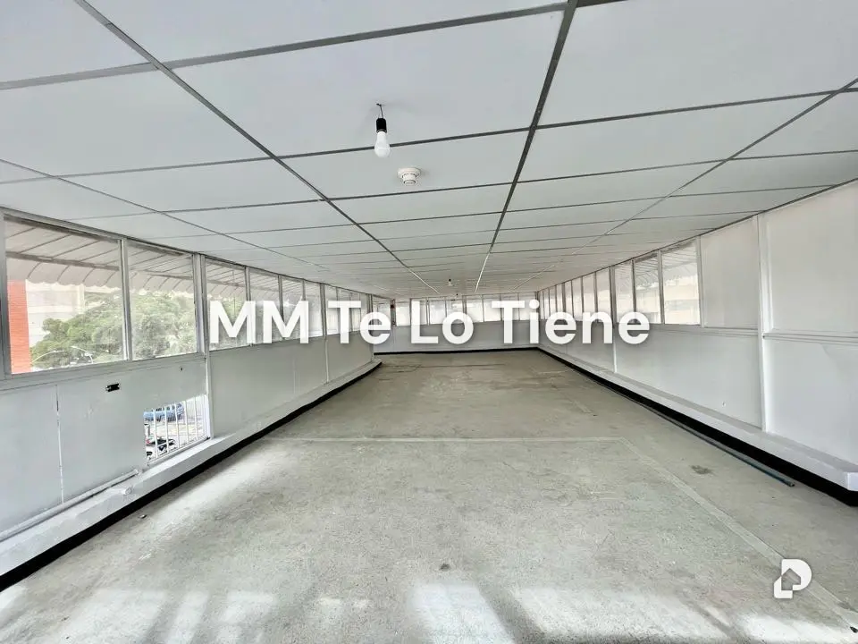 Commercial space in Los Dos Caminos, Caracas – 12