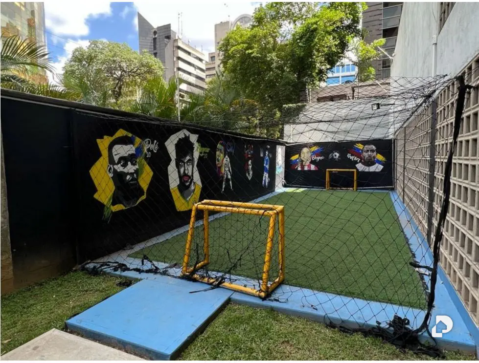 Apartamento en El Rosal, Caracas – 13