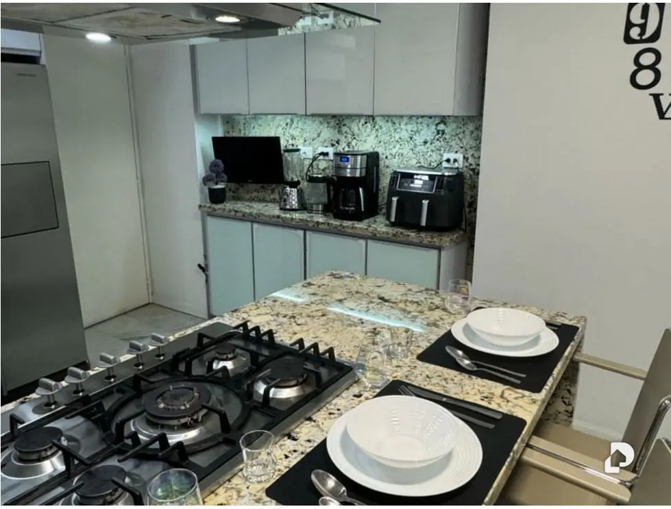 Apartamento en El Rosal, Caracas – 6
